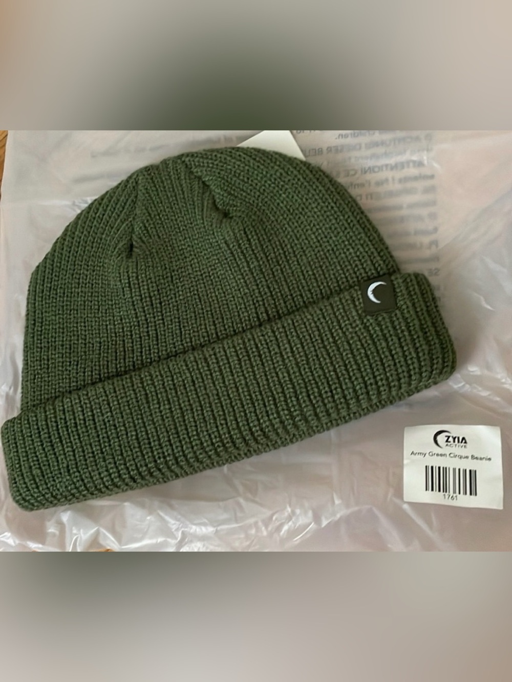ZYIA Olive Green Knit Beanie Hat NWT